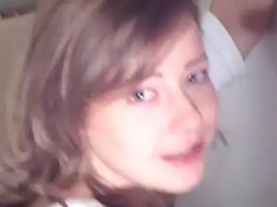 Glory Hole Blowjob in der Videothek