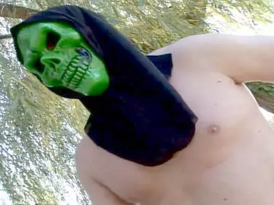 Omas vögeln junge Kerle in der freien Natur