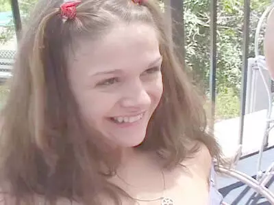 Outdoor Überraschungsfick Orgie für die geile Analschlampe