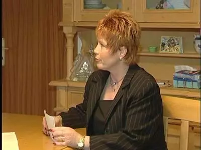 Deutsche geile Oma bläst den jungen Schwanz